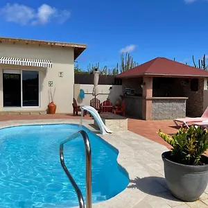  Apartment Lice Garden Aruba